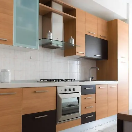 Turati Apartment: Seaside-center *